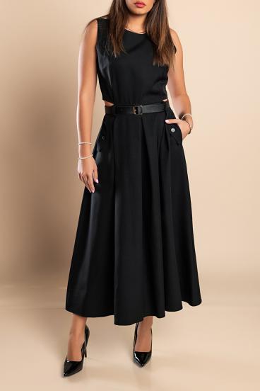 Дамска рокля с изрезки, черна